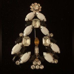 Vintage Christmas Pin